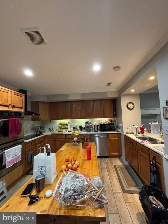 Building Photo - 8724 Hawkins Creamery Rd