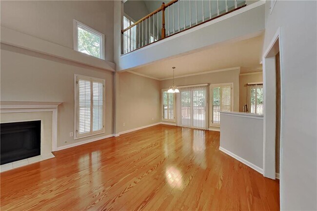 Building Photo - 145 Riversong Dr