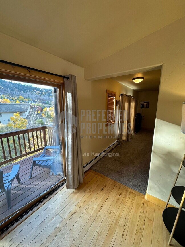 Building Photo - 2930 Alpenglow Way