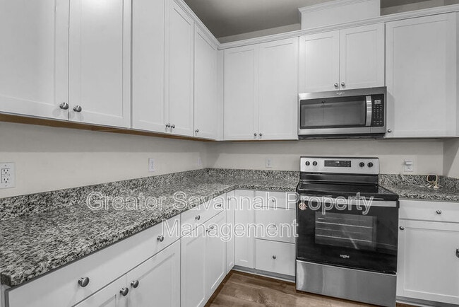 Building Photo - 137 Benelli Dr