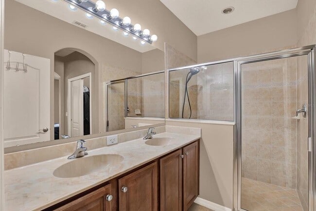 Building Photo - 20118 Bay Cedar Ave