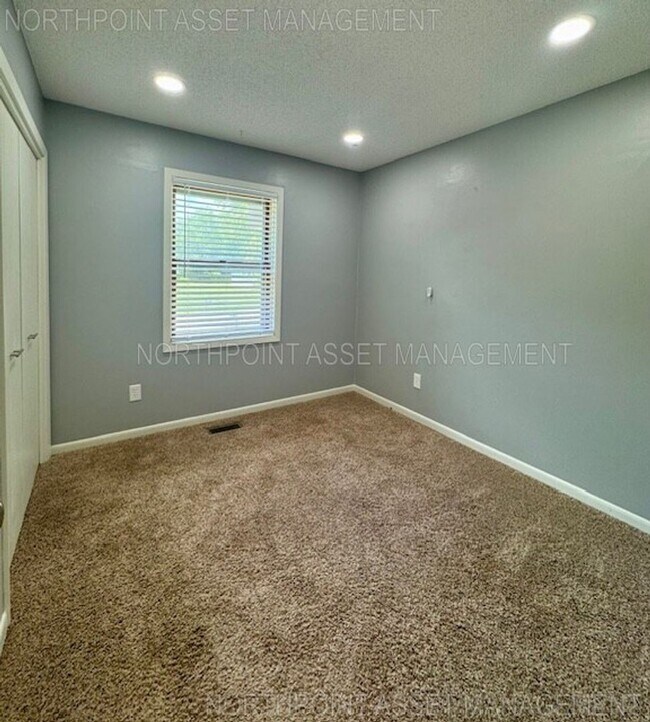 Building Photo - Exceptional Split-Level Home on Large Corn...