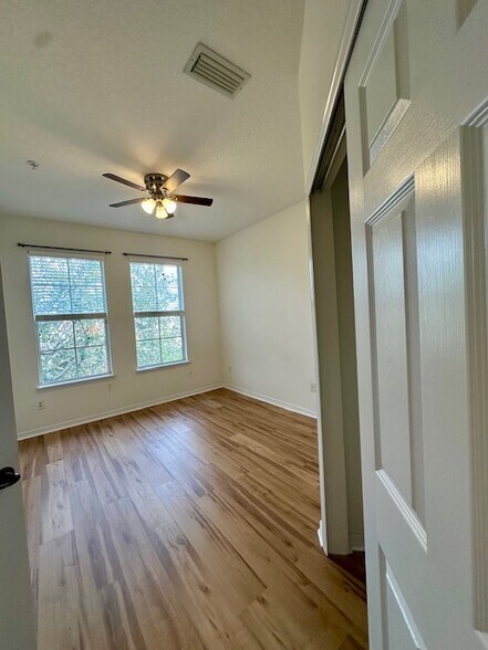 Building Photo - 11434 Jasper Kay Ter