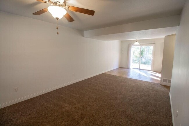 Building Photo - 4612 Dehaven Dr