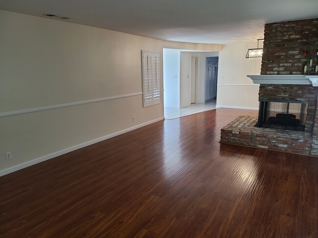 Building Photo - 19827 Arminta St