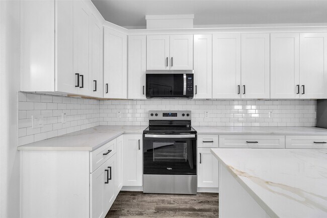 Building Photo - 401 E Martin Luther King Blvd