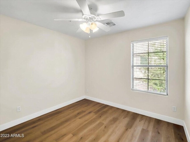 Building Photo - 1330 S Aaron