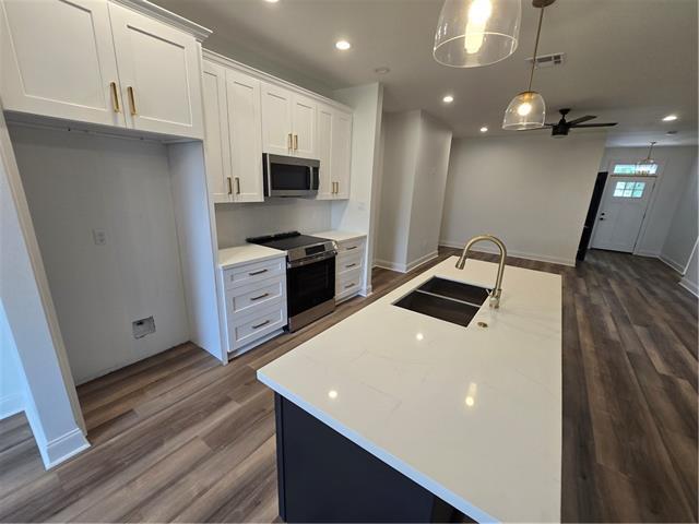 Building Photo - 101 Carolyn Dr