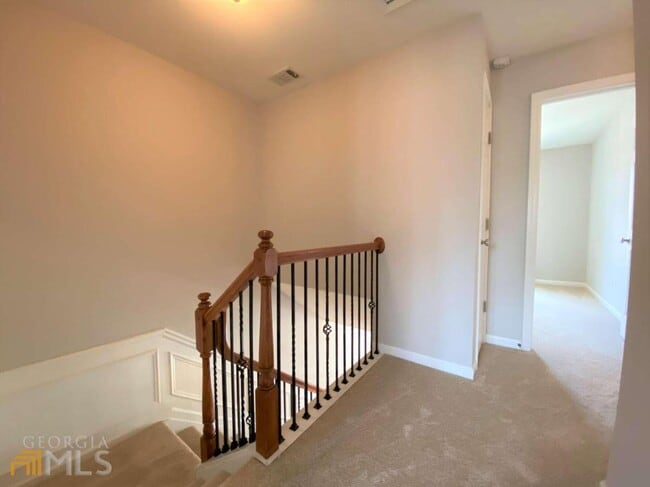 Building Photo - 2803 Loftview Square