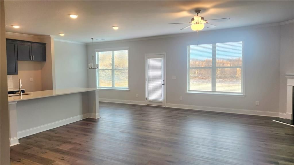 Building Photo - 1117 Sunny Vly Ln