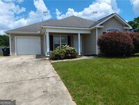 Building Photo - 206 Gayla Ct