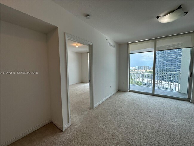 Building Photo - 1755 E Hallandale Beach Blvd
