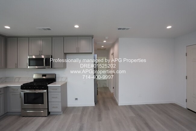 Building Photo - 838 S Gilbuck Dr