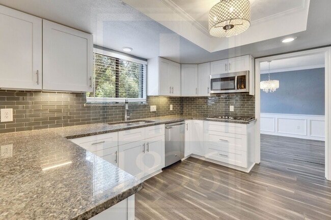 Building Photo - 11301 Taterwood Dr