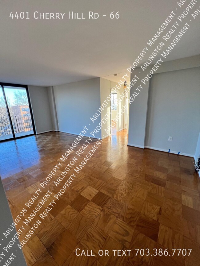 Building Photo - 4401 Cherry Hill Rd