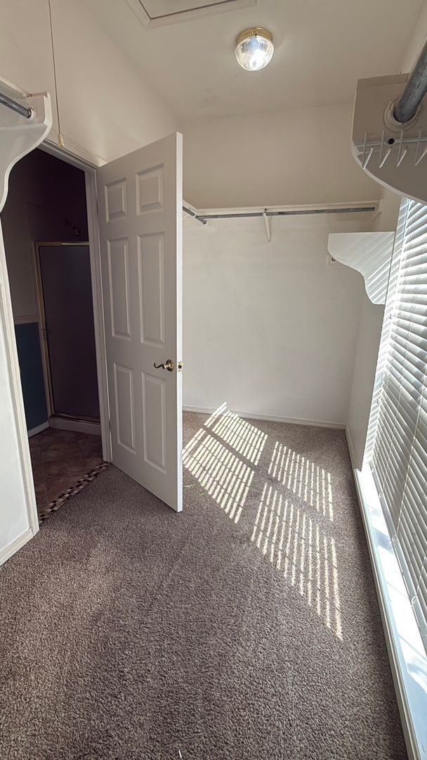 Building Photo - Rental Property