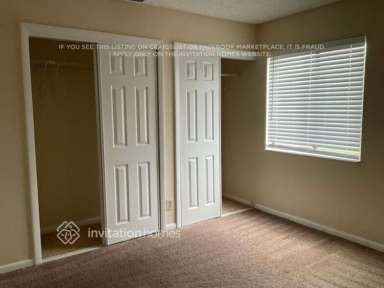 Building Photo - 4005 W Sailboat Dr