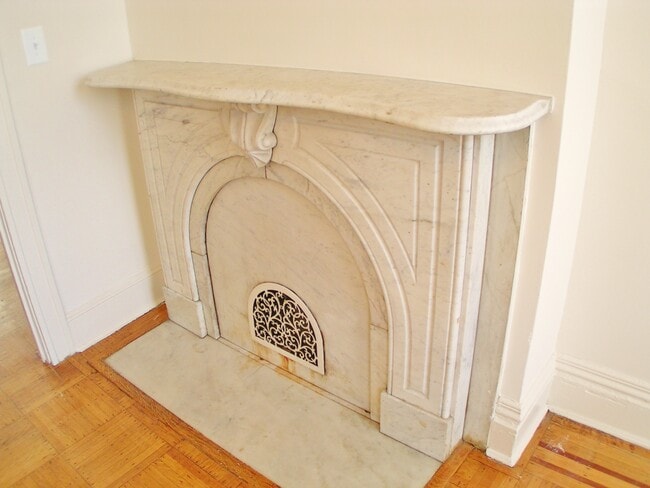 Building Photo - 1401 Madison Ave