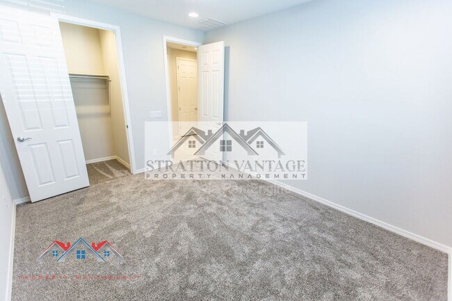 Building Photo - 17625 W Pasadena Ave