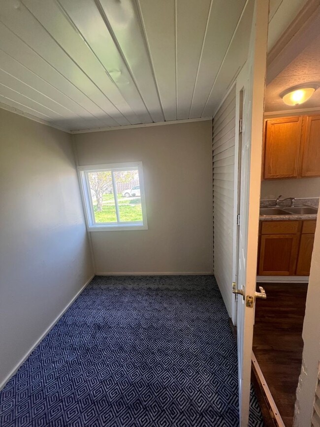 Building Photo - Cozy 2 Bedroom Home Southside of Holland