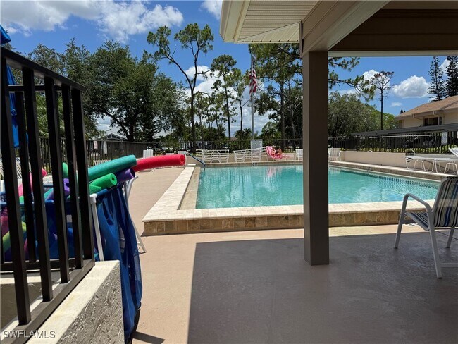 Building Photo - 5665 Trailwinds Dr