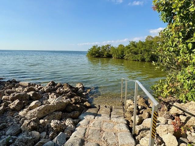 Building Photo - 5000 Culbreath Key Way