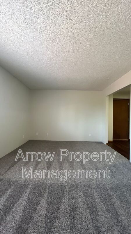 Building Photo - 1411 D St