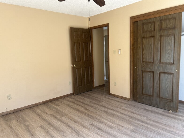 Main Bedroom - 1704 Copperville Rd