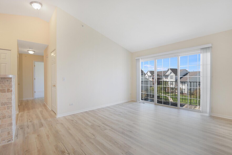 Building Photo - 670 Mill Cir