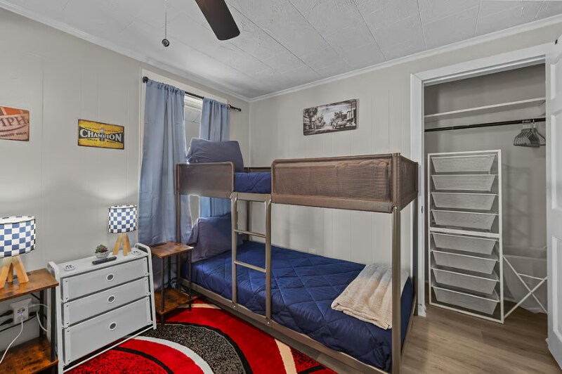 Building Photo - 105 McGill Ave NW