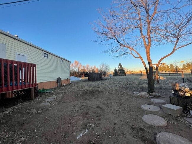 Building Photo - 5 Acre Ranch 3bed/2bth home with amazing v...