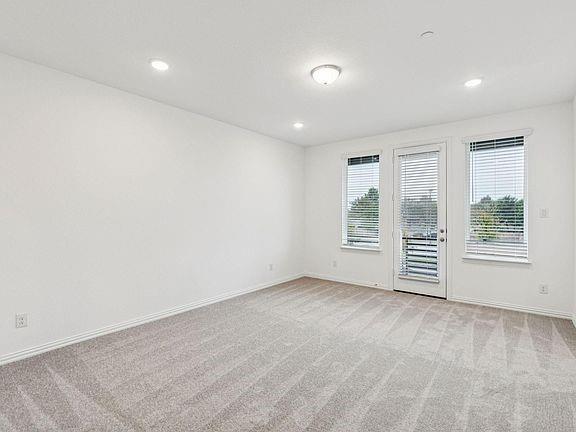 Building Photo - 1193 Doris May Dr