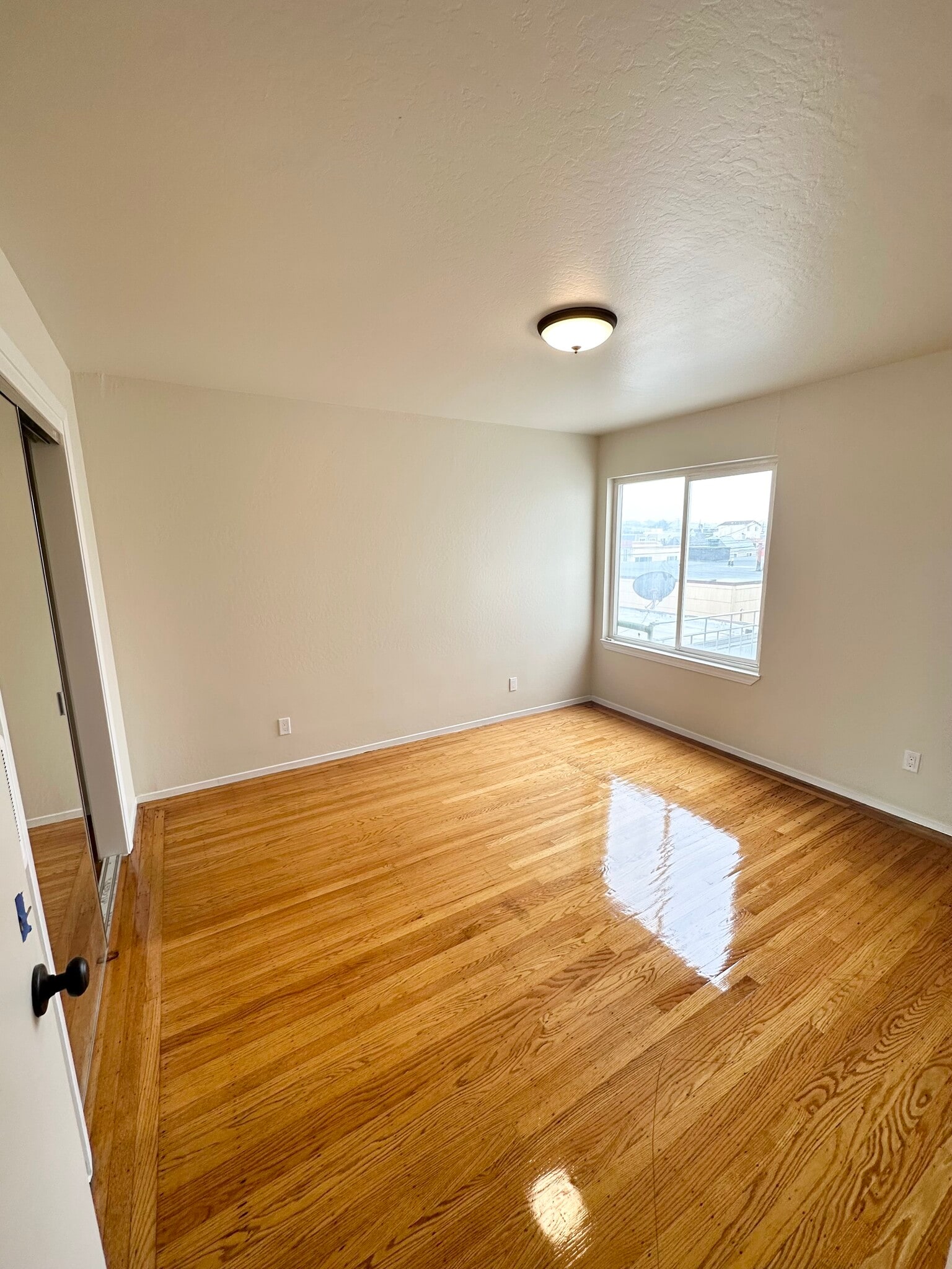 Building Photo - 4211 Moraga St