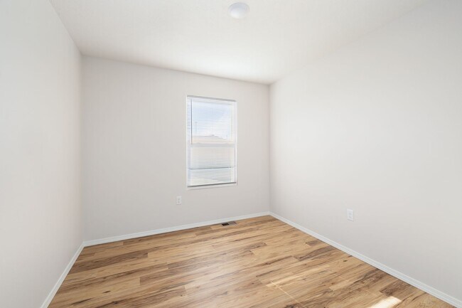 Building Photo - New Build- 2 Story Duplex in Westbury Gardens
