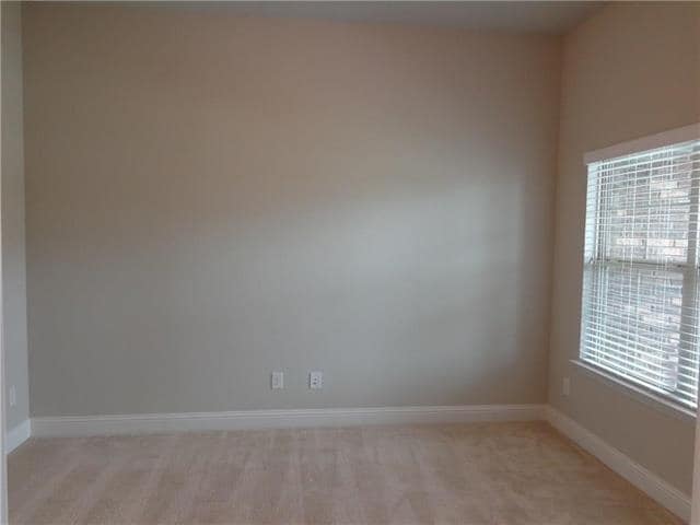 Building Photo - 5105 Rosewood Ln