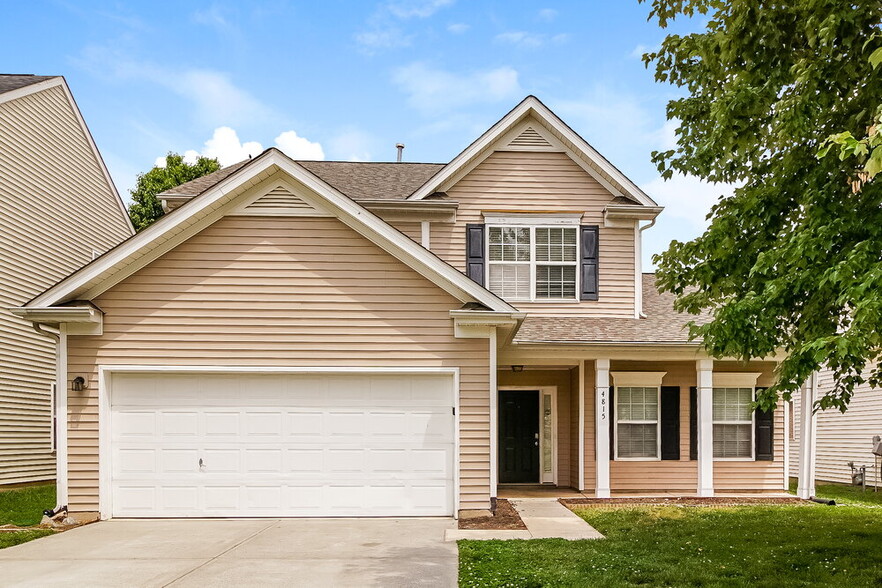 Primary Photo - 4815 Sunburst Ln
