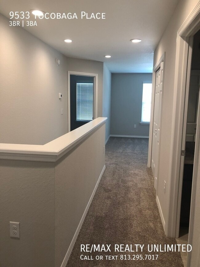 Building Photo - 9533 Tocobaga Pl