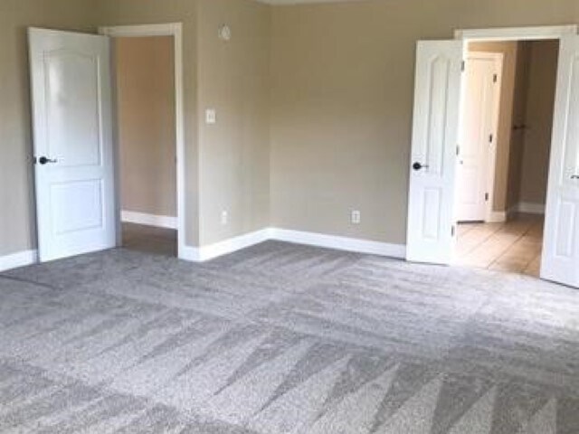 Building Photo - 23 NE Summerwood Dr