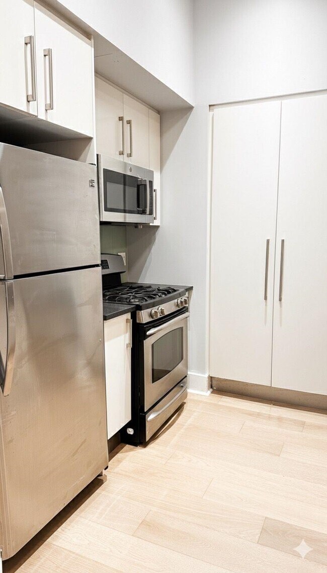 Building Photo - 4 Beacon Way