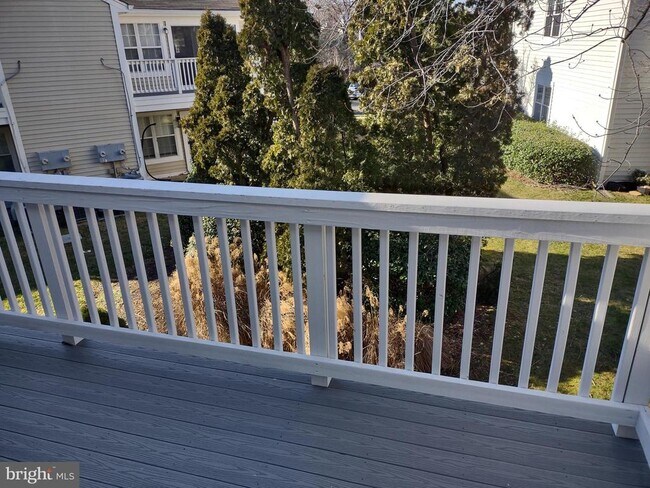 Building Photo - 2803 Yarling Ct
