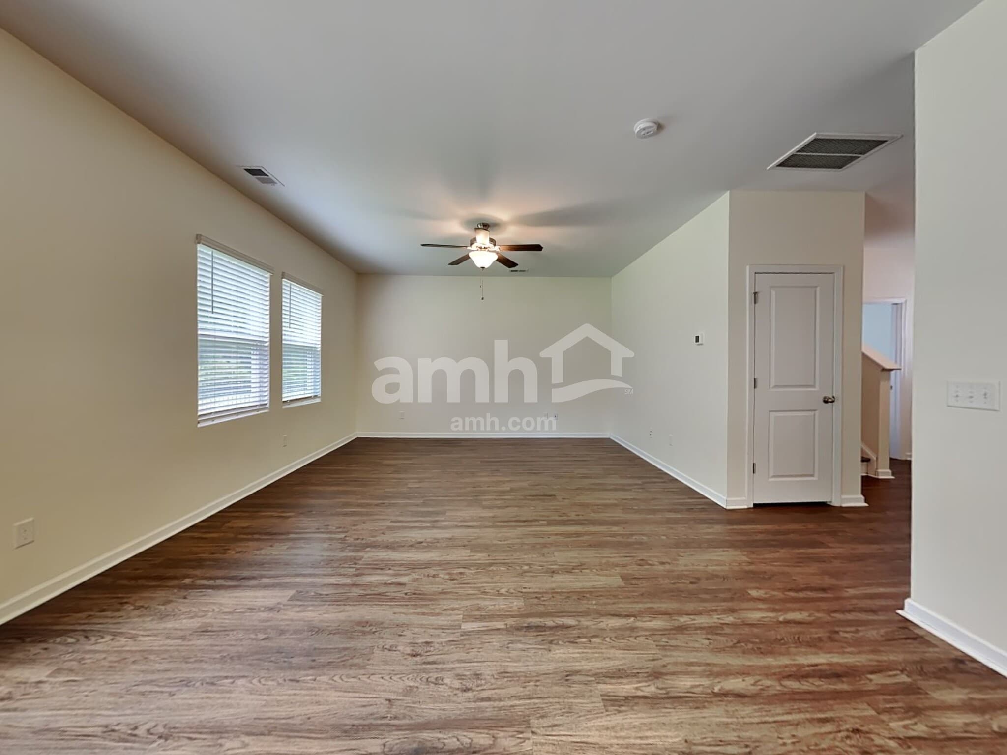 Building Photo - 174 Orion Way