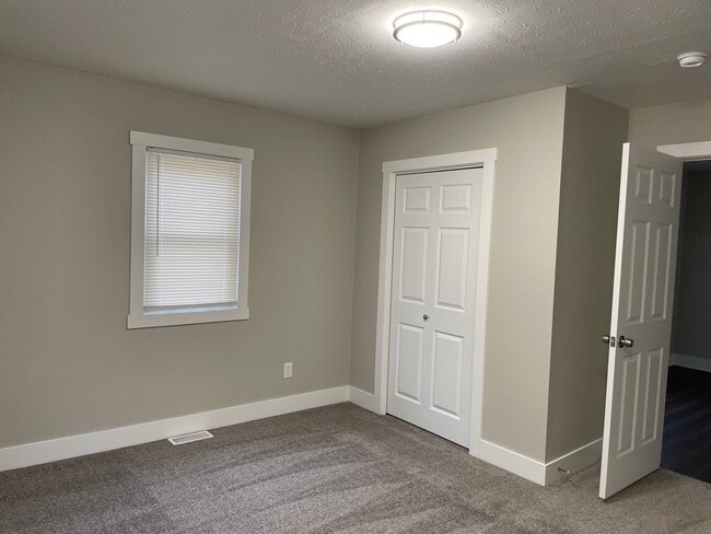 Building Photo - 1878 Sequoia St