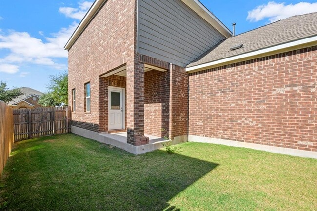 Building Photo - 1700 W Broade St