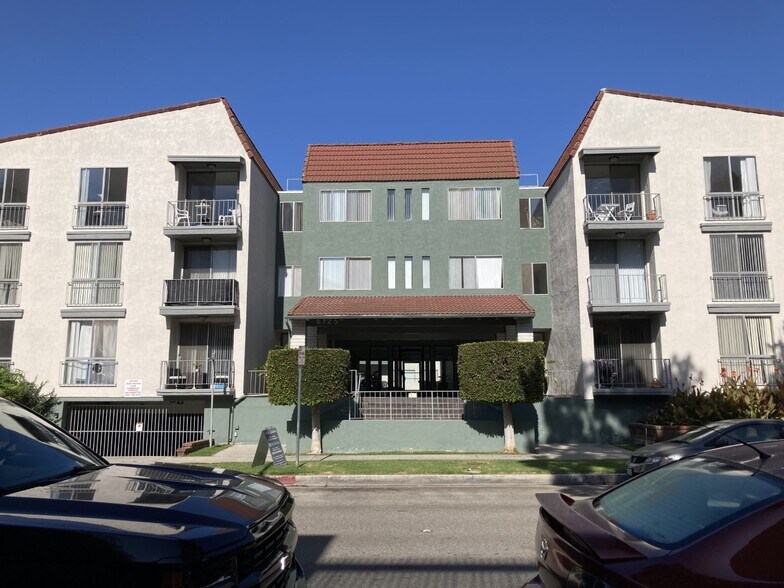 Building Photo - Canterbury Apartments
