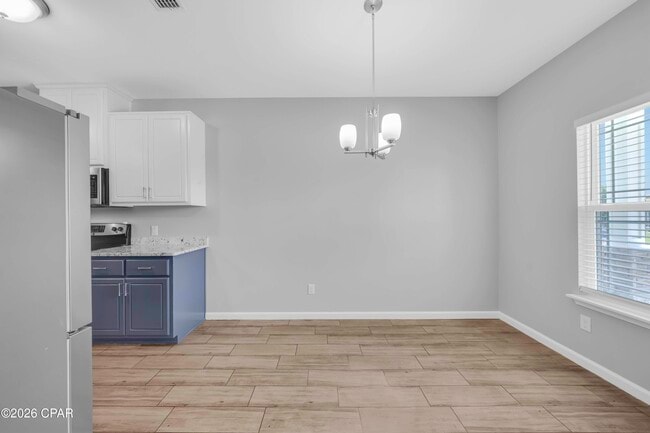 Building Photo - 125 Fernwood St