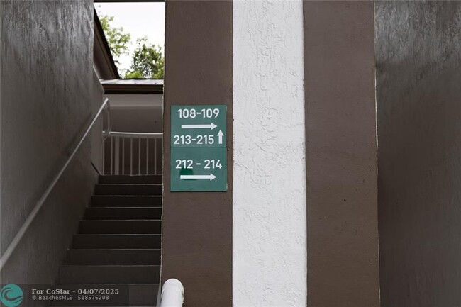 Building Photo - 4301 SW 160th Ave