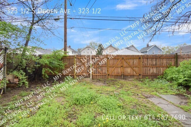 Building Photo - 323 1/2 S Ogden Ave