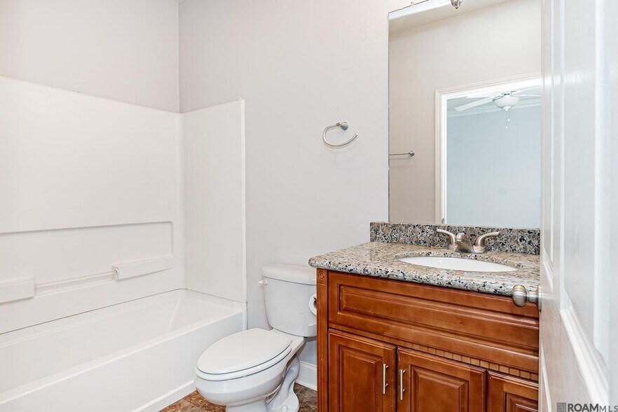 Building Photo - 1362 Brightside Dr