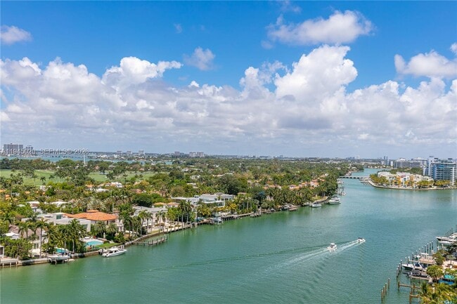 Building Photo - 5600 Collins Ave