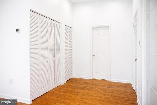 Building Photo - 1605 New Jersey Ave NW